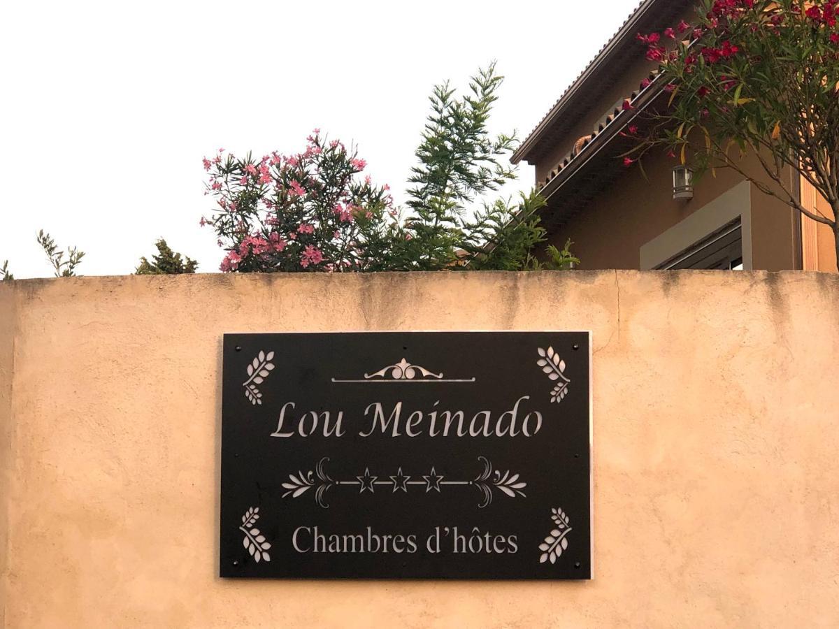 Lou Meinado Bed & Breakfast Saint-Martin-de-Crau Ngoại thất bức ảnh